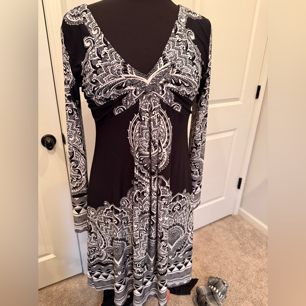 INC Medium International Concepts Black and White Paisley Dress